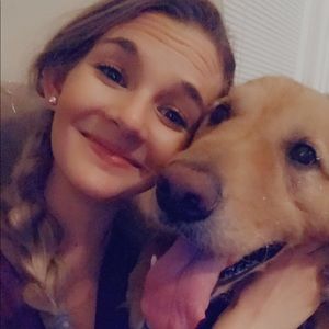 Meet your Posher, Lauren